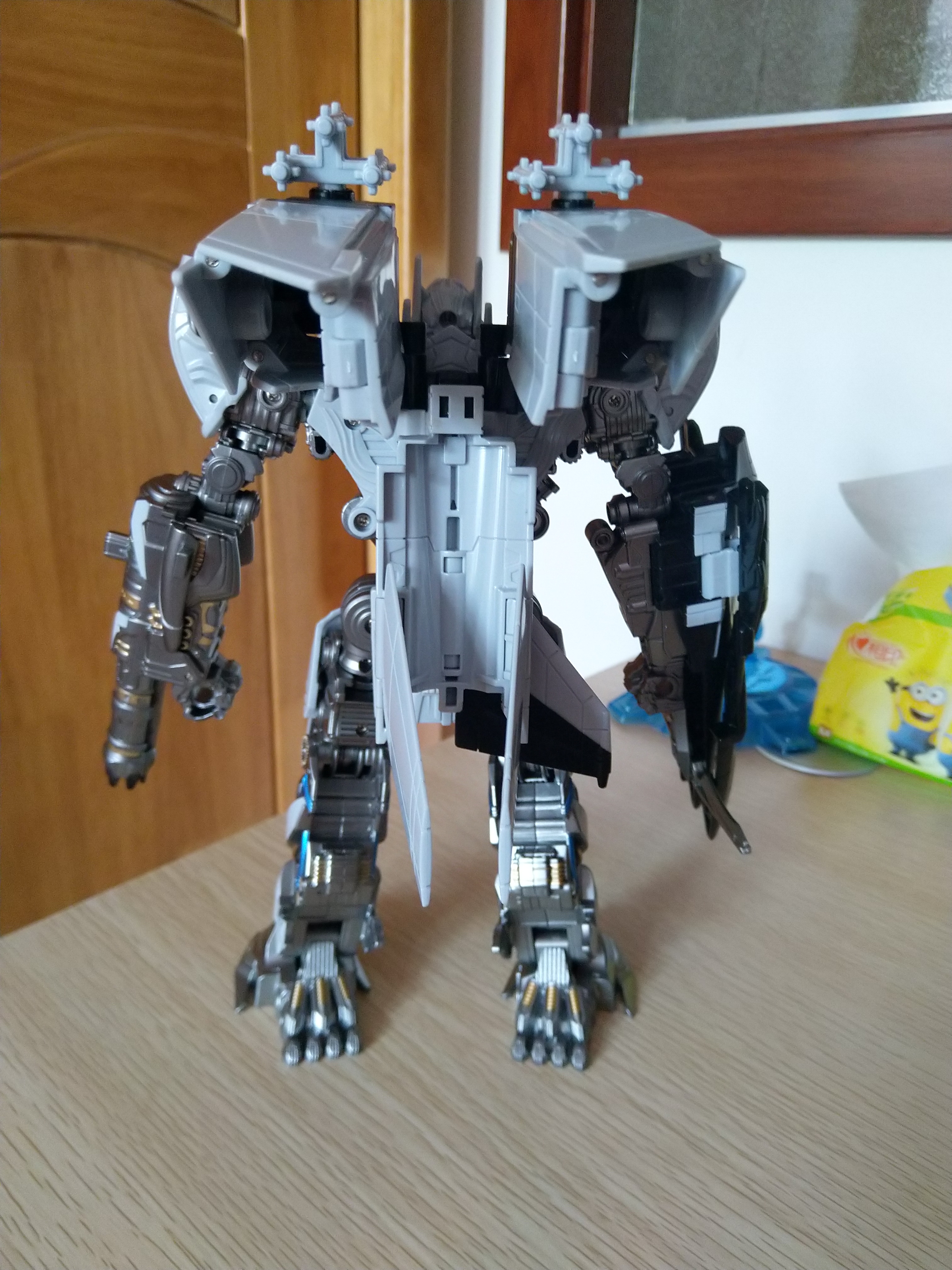 变形金刚玩具之黑曼巴ls01氮气宙斯 - acfun弹幕视频网 - 认真你就输