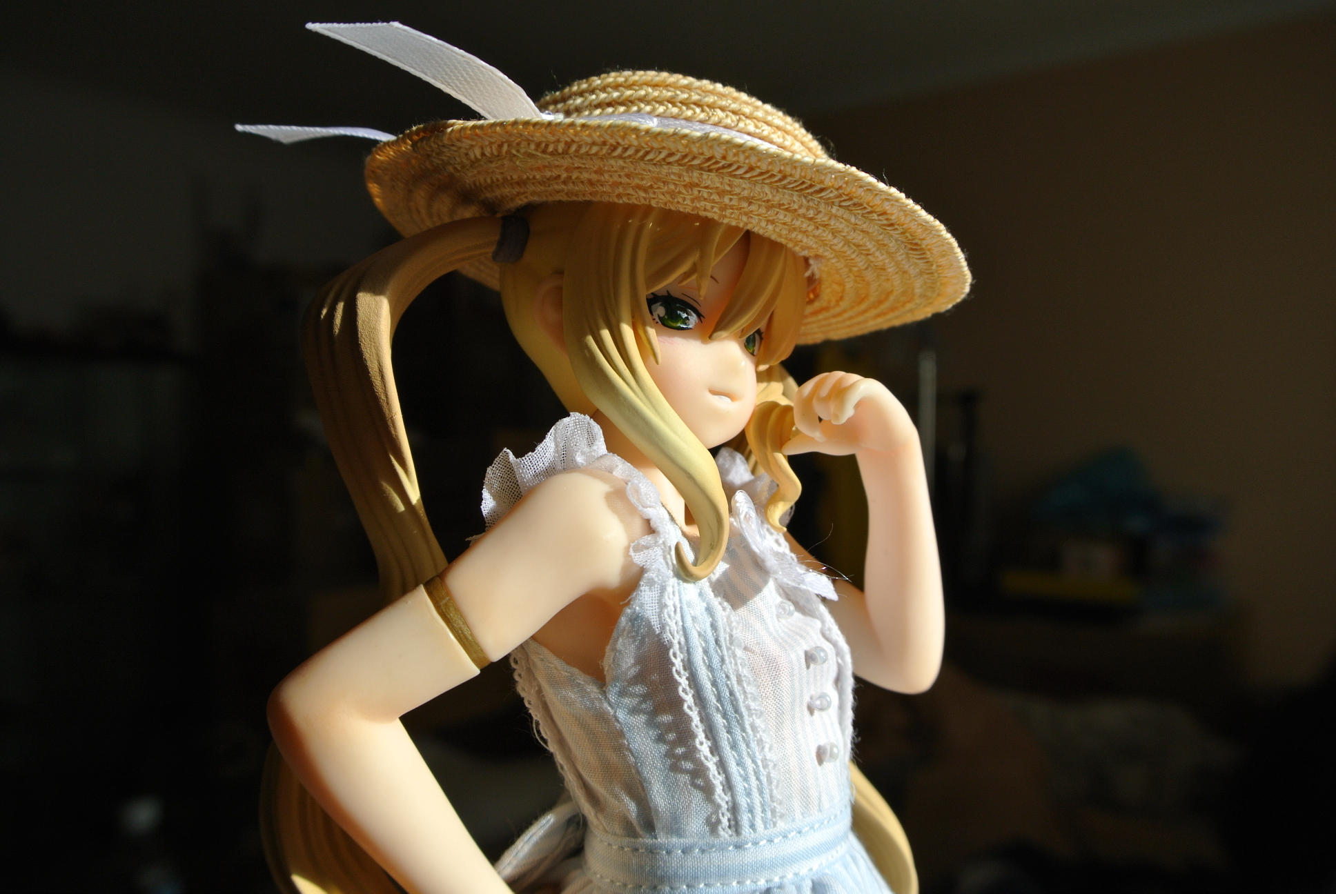 穿上azone娃衣后特别s《魔剑姬》姬神木灵,1/6可脱首先是我老婆伊里野