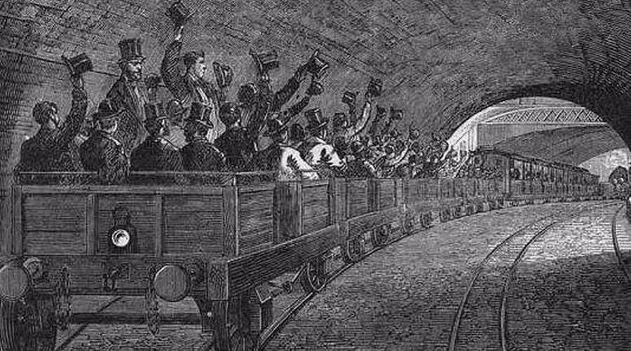 午夜食人列车,一场血腥到极致的屠杀盛宴