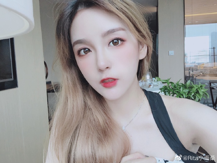 【软妹推荐】英雄联盟lol电竞美少女rita小雨桑
