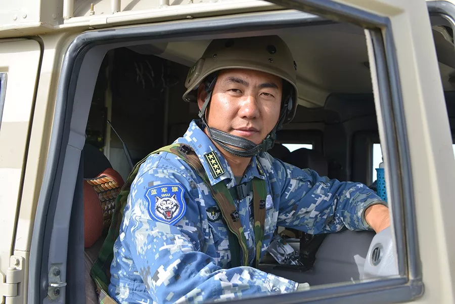 帝国陆军の花朱日和の绝凶虎六边形旅长来自天顶星の指挥官满广志阁下