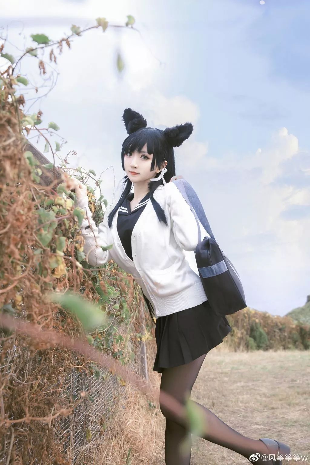 宅男妹子图穿上黑色丝袜的碧蓝航线爱宕cos