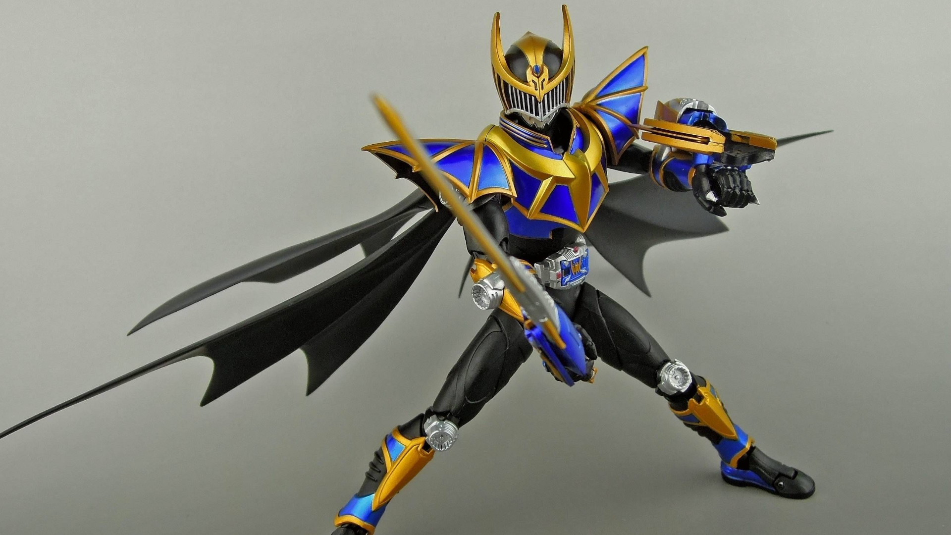 秋山莲(假面骑士夜骑)的剪辑(记得看简介哦),补充一句,我是我,偶像是