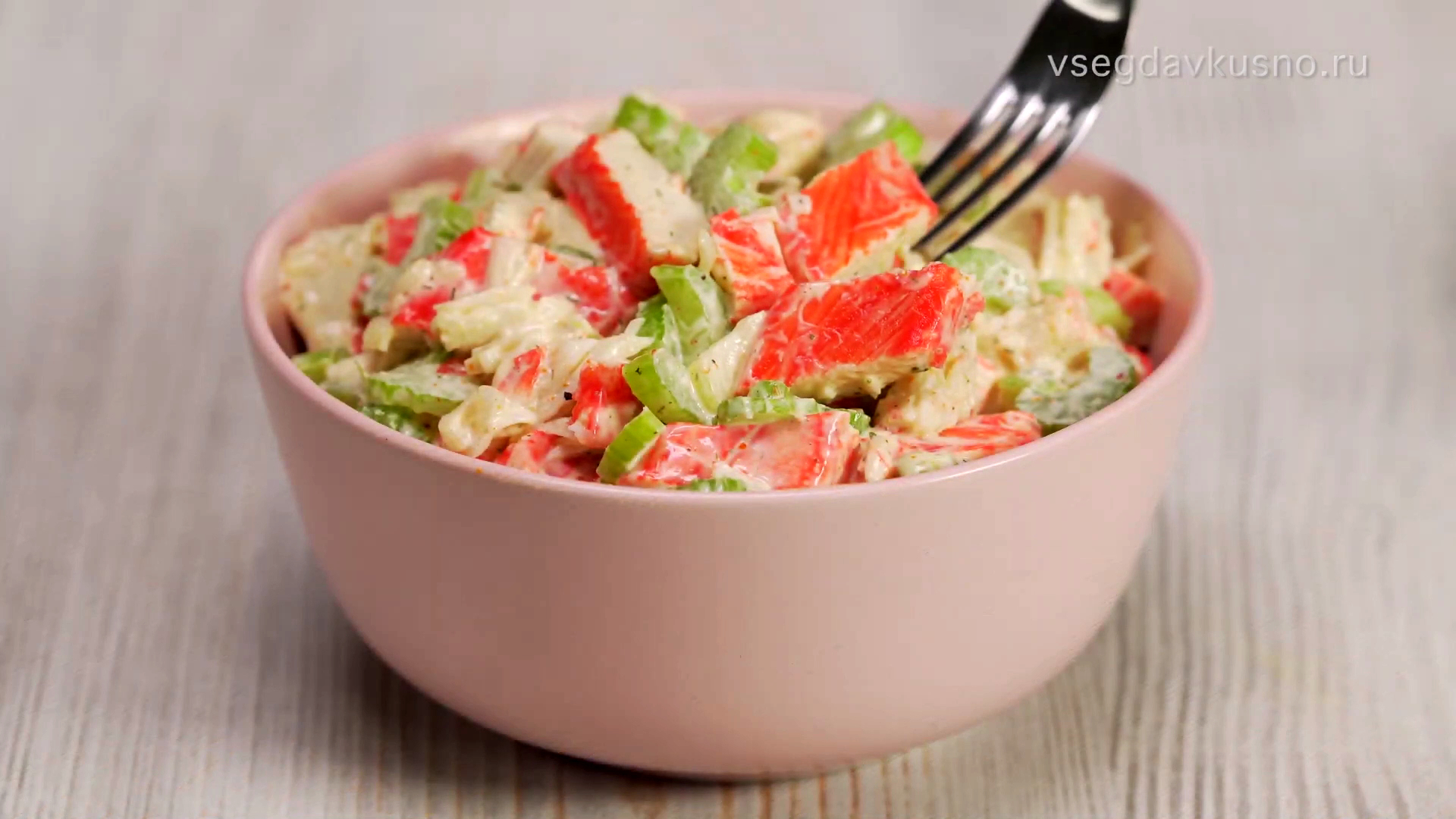 俄式特色蟹肉沙拉制作教程,制作简单,美味可口!