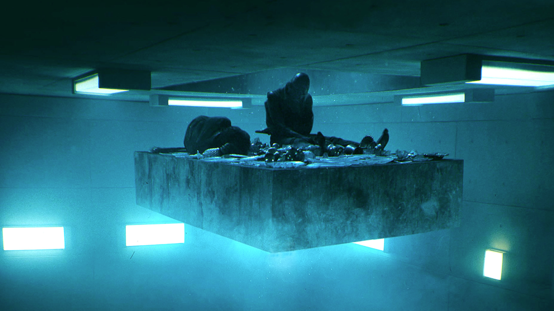 "强制性平均分配"能拯救穷人吗?换个角度解读《饥饿站台》