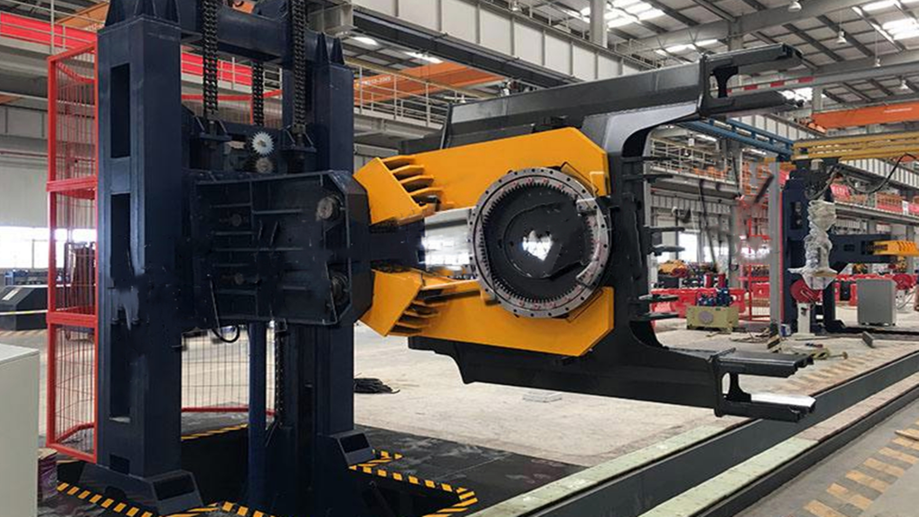 焊接翻转机中,提升机构设计要注意多少细节?