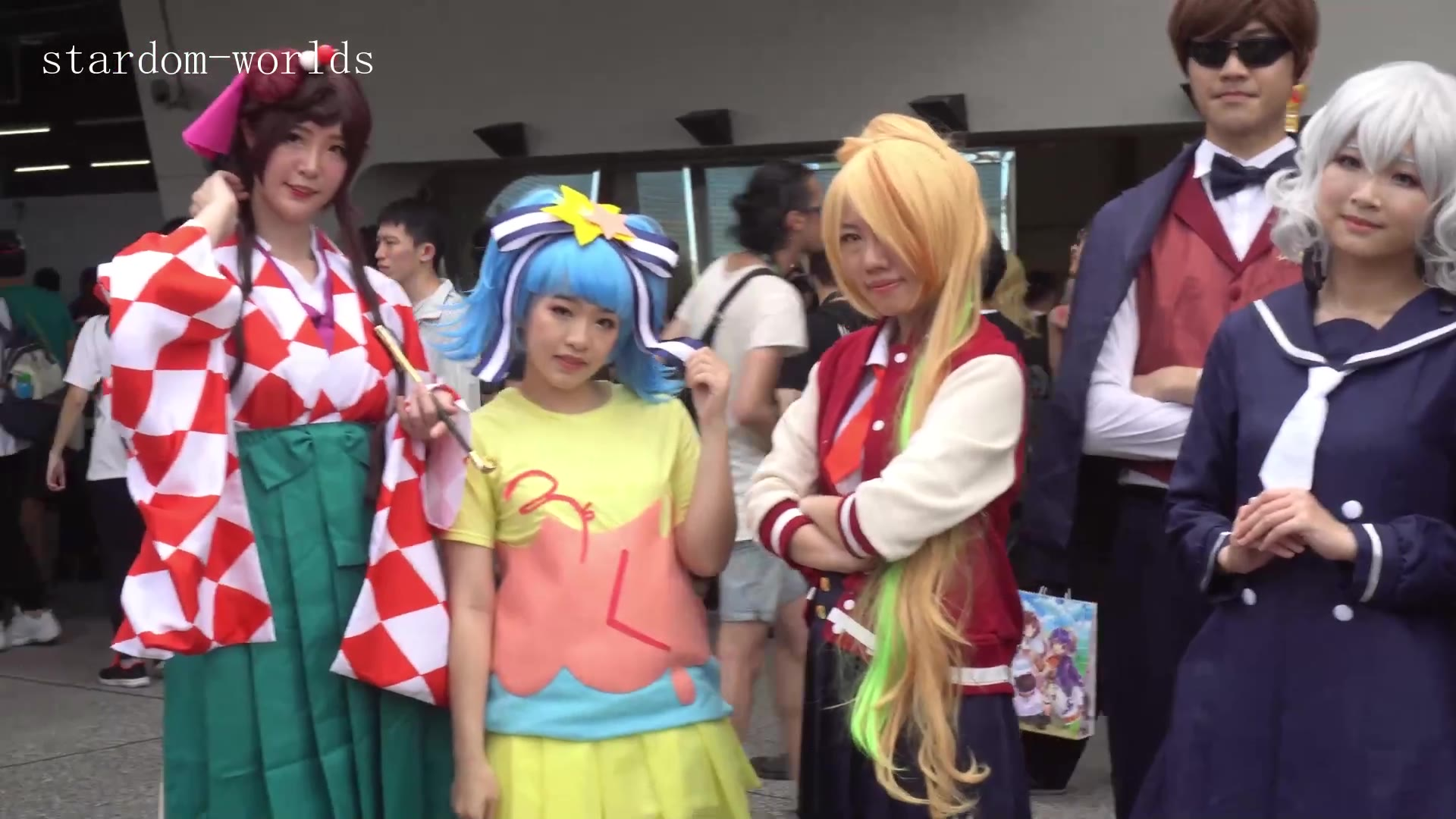 就是爱看小姐姐 漫展cosplay pf30