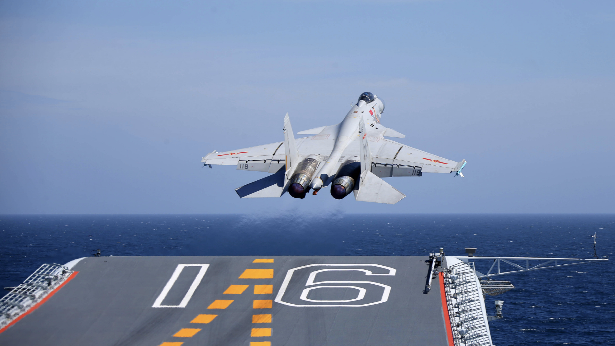 螺狮壳里做道场战机在航母起飞有多难美国靠动力中法独辟蹊径