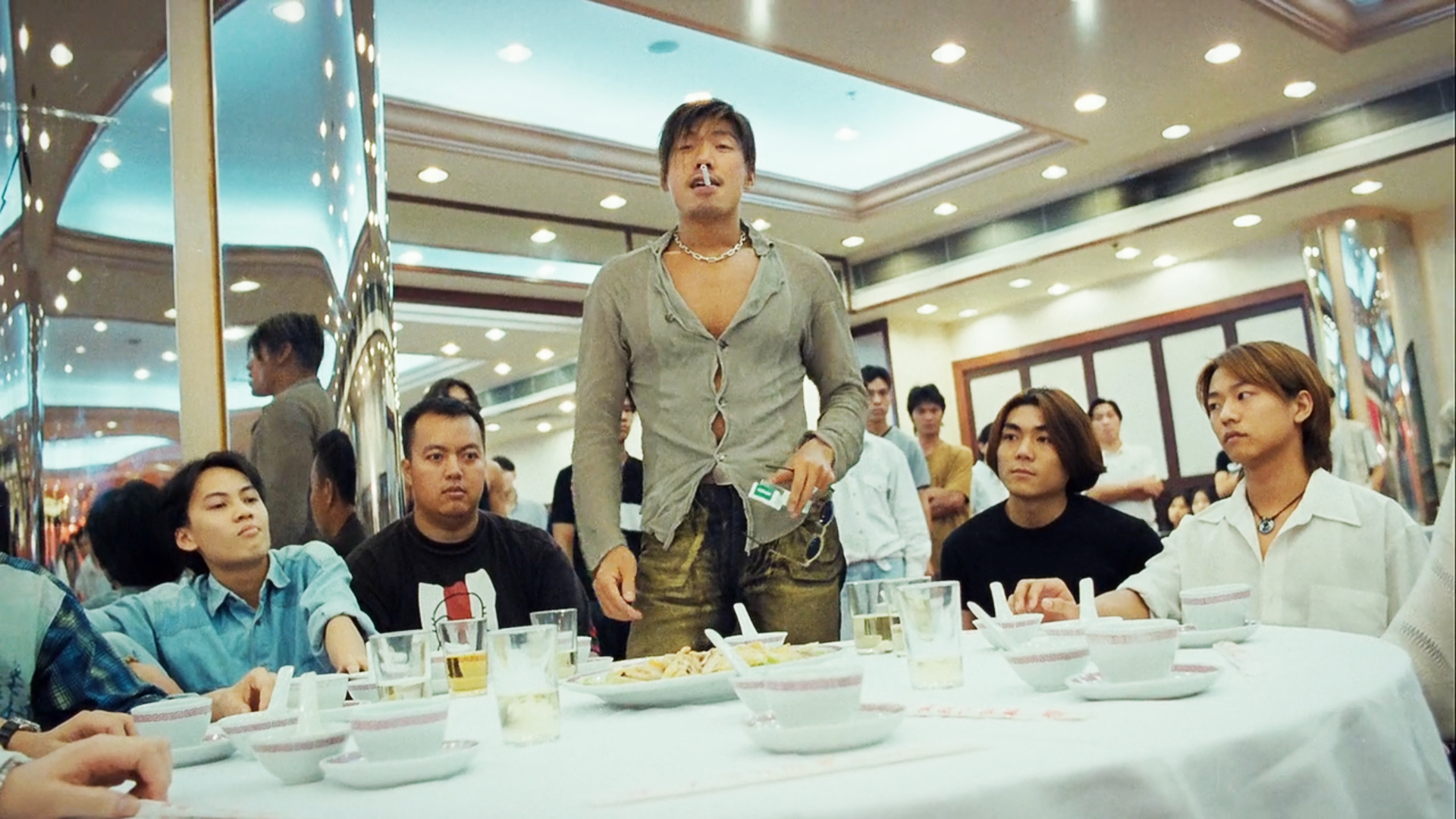 古惑仔3只手遮天:社会我乌鸦,人狠爱掀桌,谁都别想吃饱!