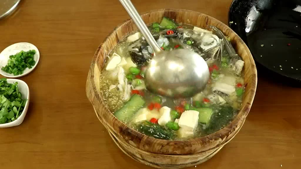 木桶鱼制作方法 木桶鱼的做法 正宗木桶鱼的做法视频