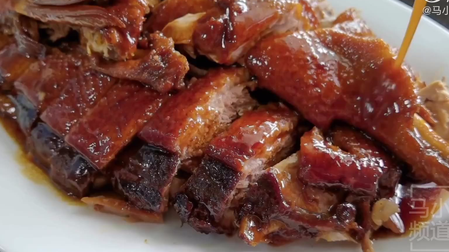 【深夜福利】老广的味道,粤菜五味鸭的做法,出锅香气四溢,下酒下饭很