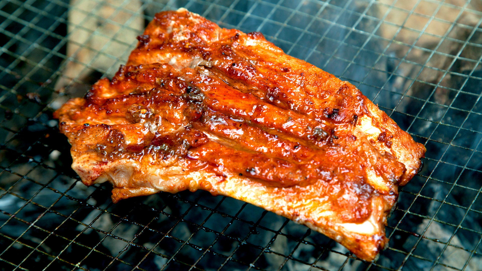 后悔没多整一块,烤排骨真的好香,酥脆的感觉至今难忘