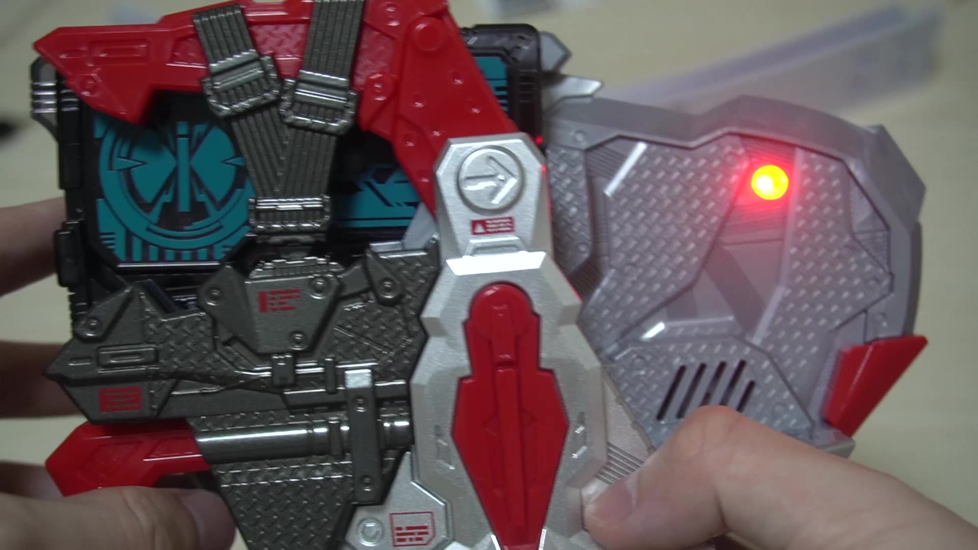 没人看的开箱视频假面骑士1型dx旋风升华器