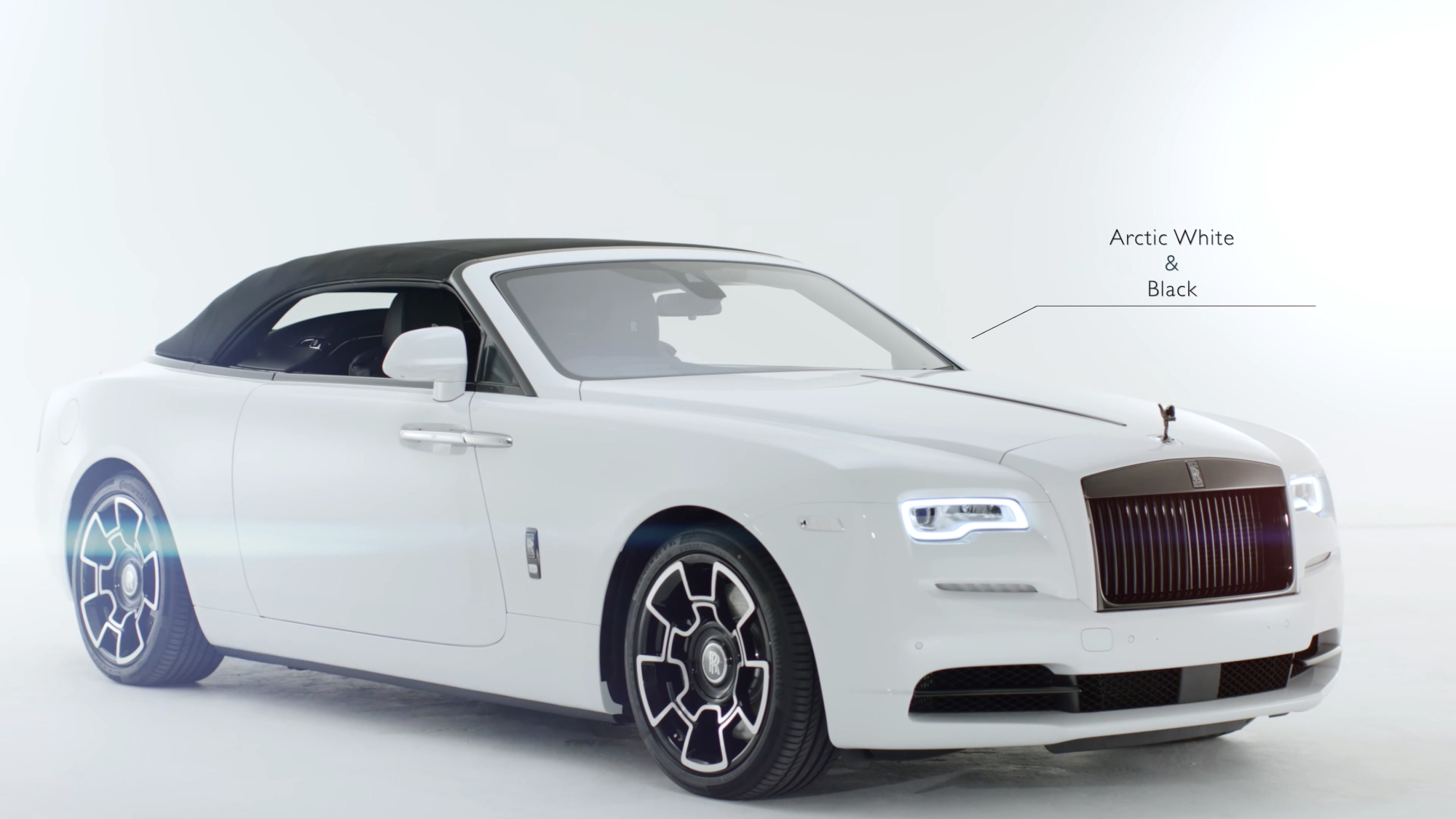 劳斯莱斯bespoke——北极白黎明黑色徽章