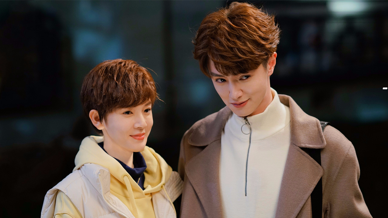 穿盔甲的少女:陈瑶官鸿甜蜜瞬间,追剧不快进,有被他俩爱情酸到