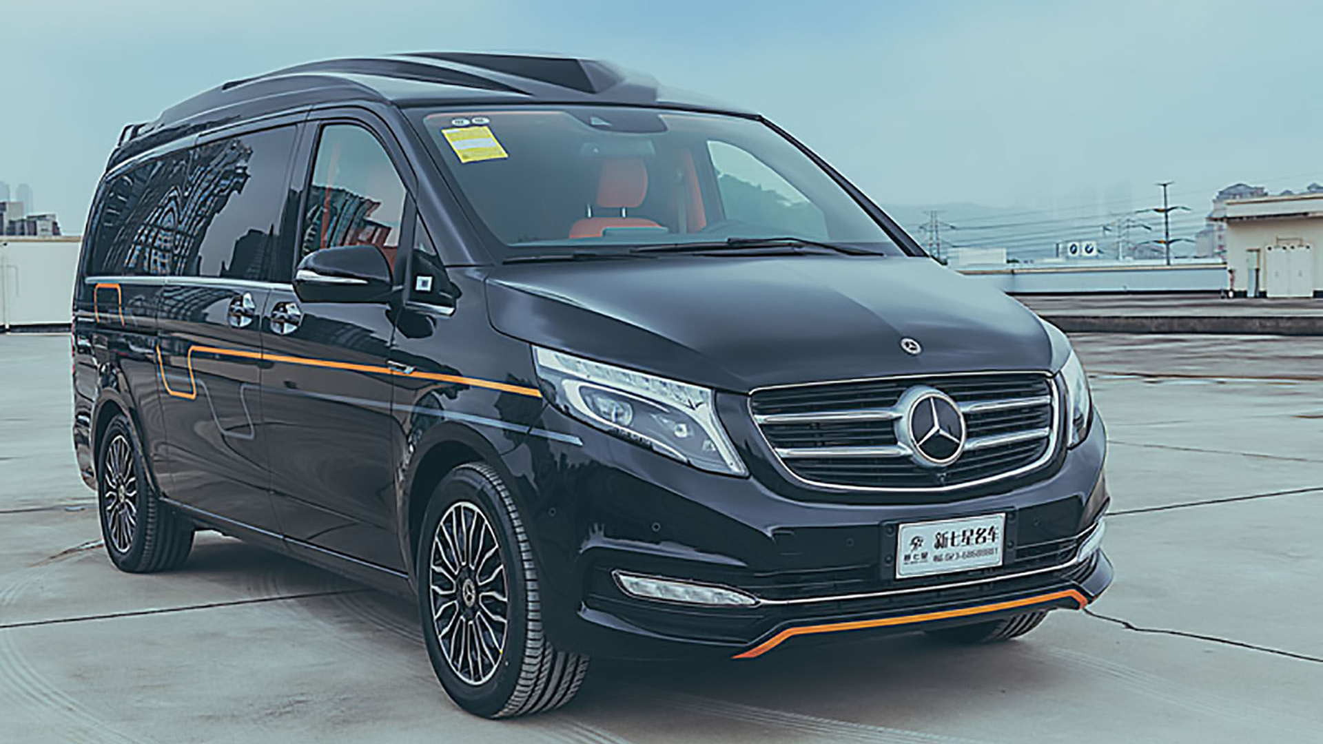 奔驰商务车定制改装,傲旋大白鲨