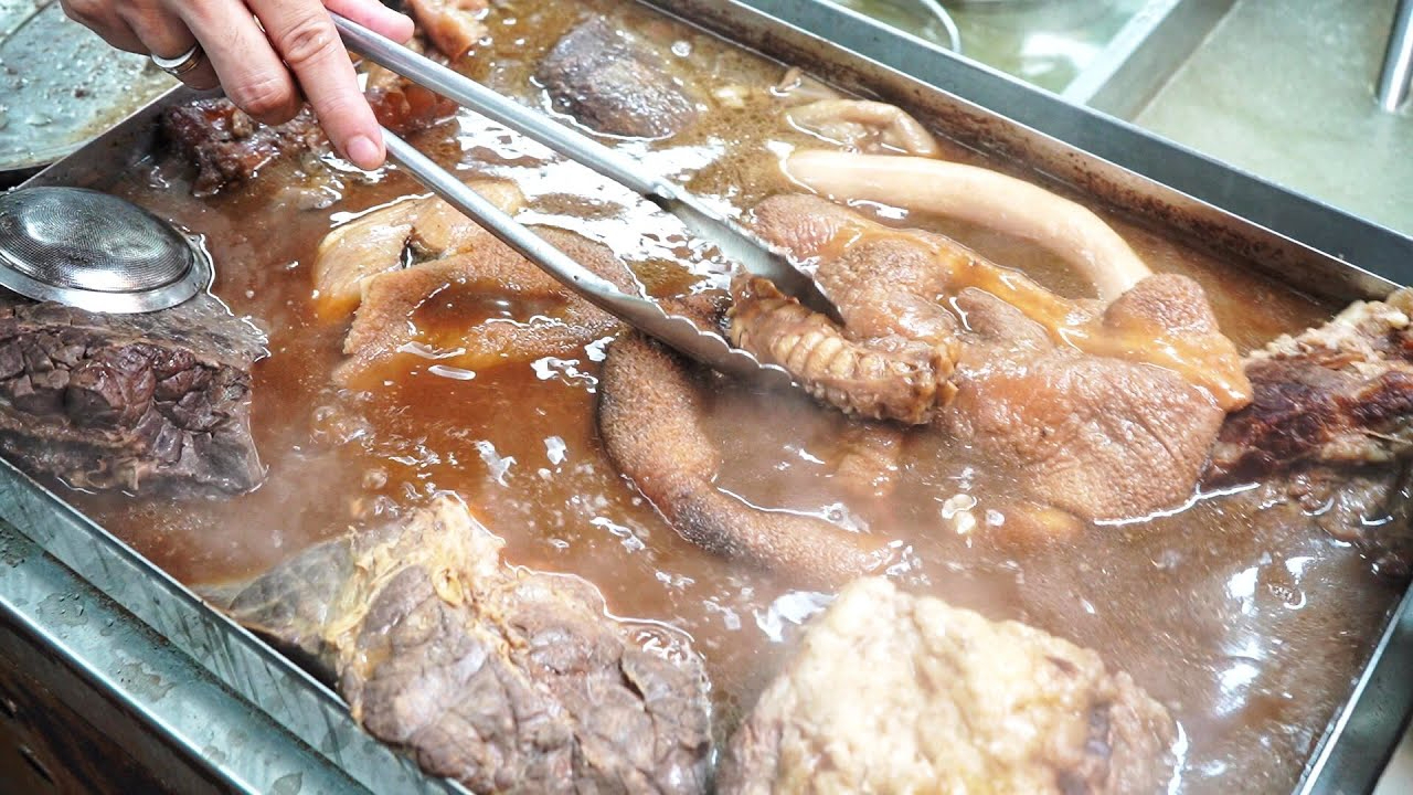 火遍全香港街头的地道牛杂各种美味全凭老板一把剪刀超美味