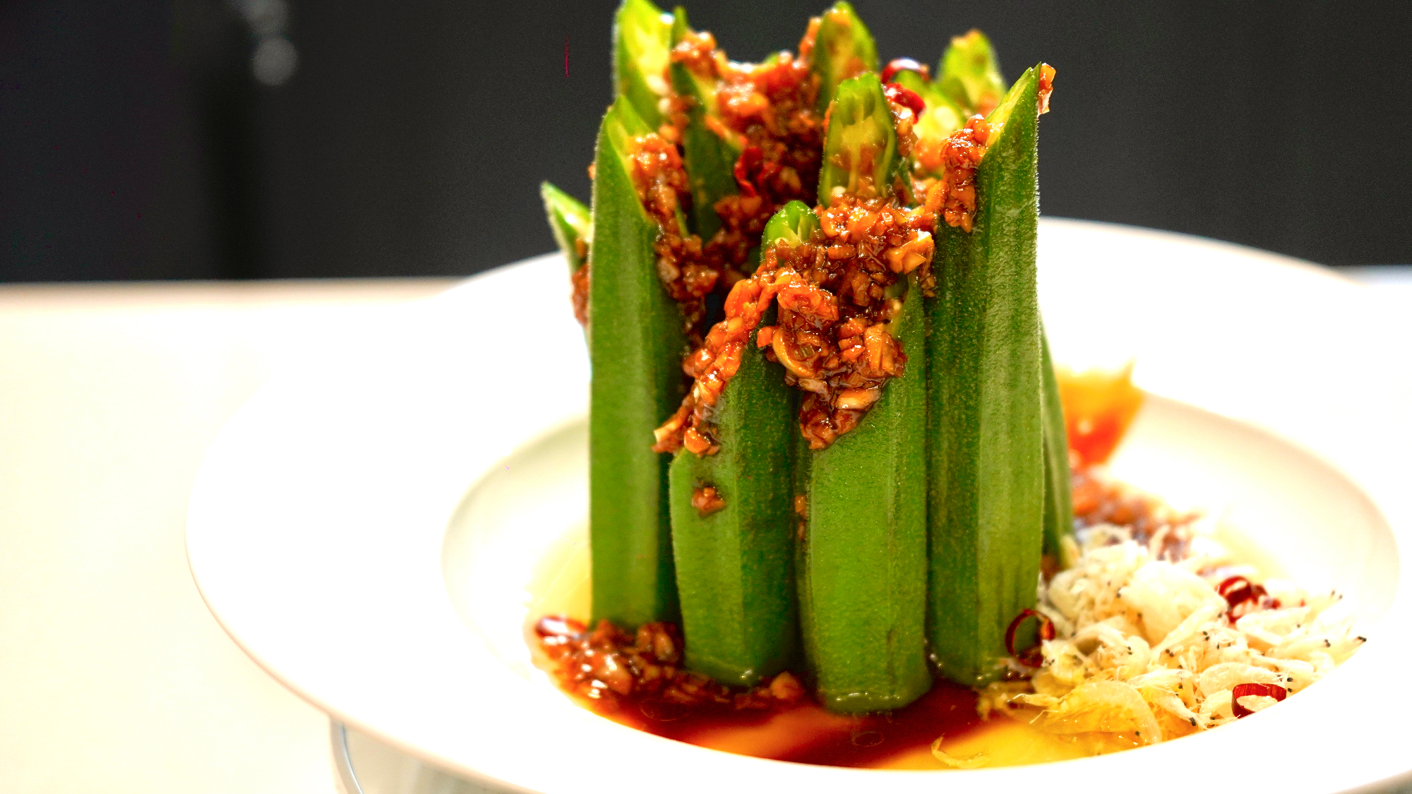 在家就能做的蒜蓉秋葵,操作简单健康养生!给家人一份健康美食!