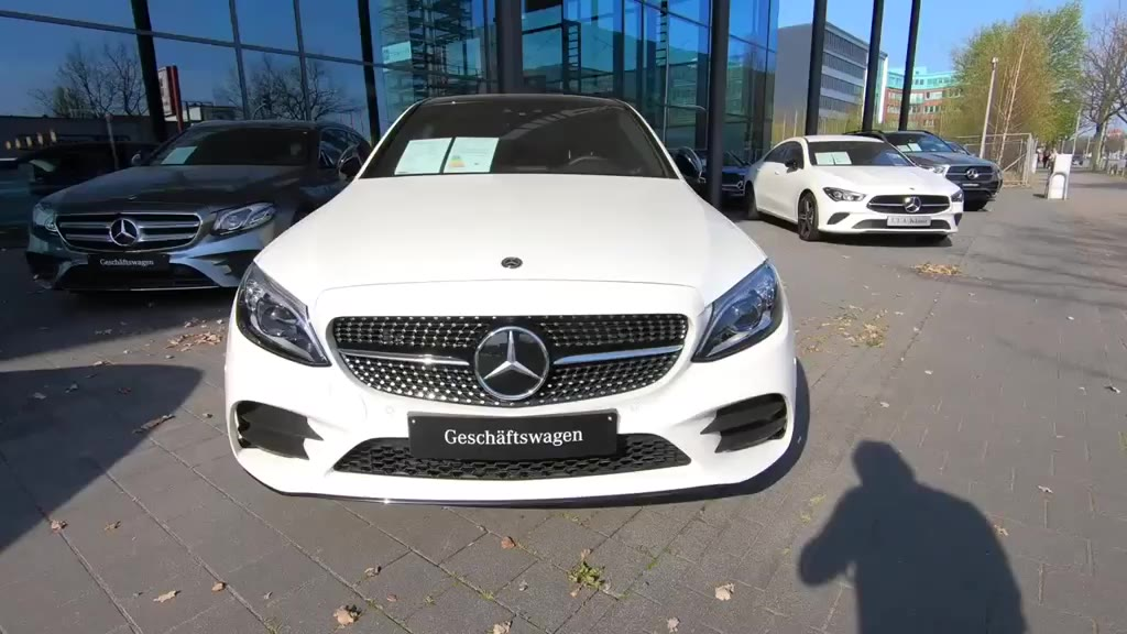2020款 奔驰 c400 外观内饰展示,非常精致