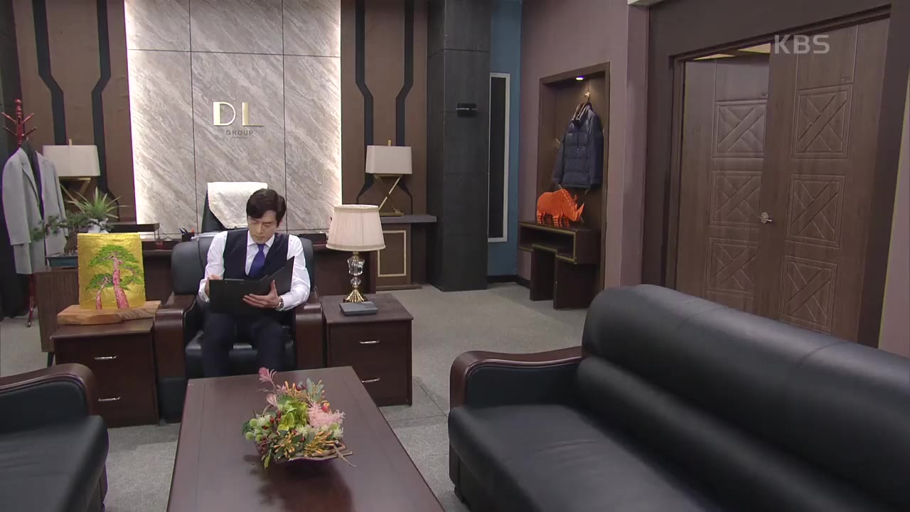 秘密的男人 片段