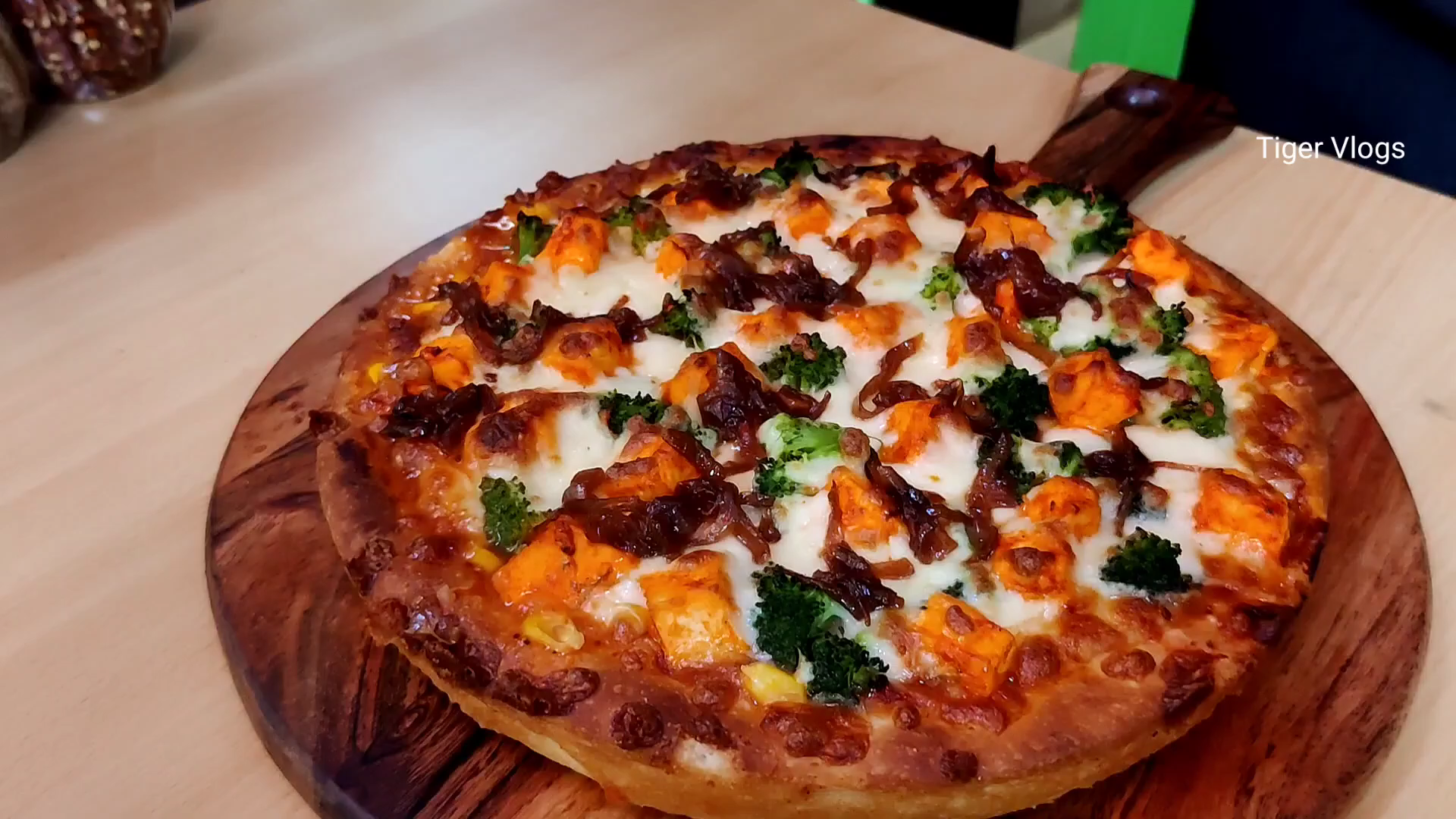 印度街头美食-印度大披萨