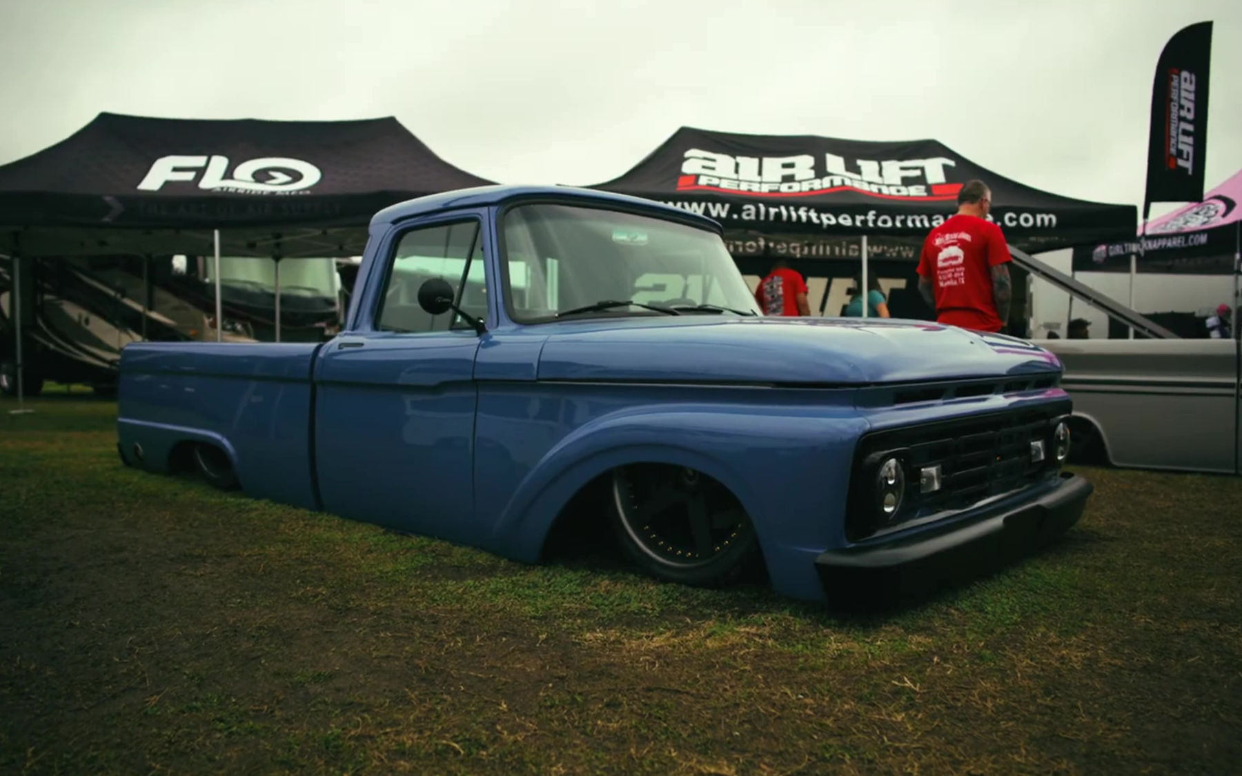 美丽国特色-皮卡低趴