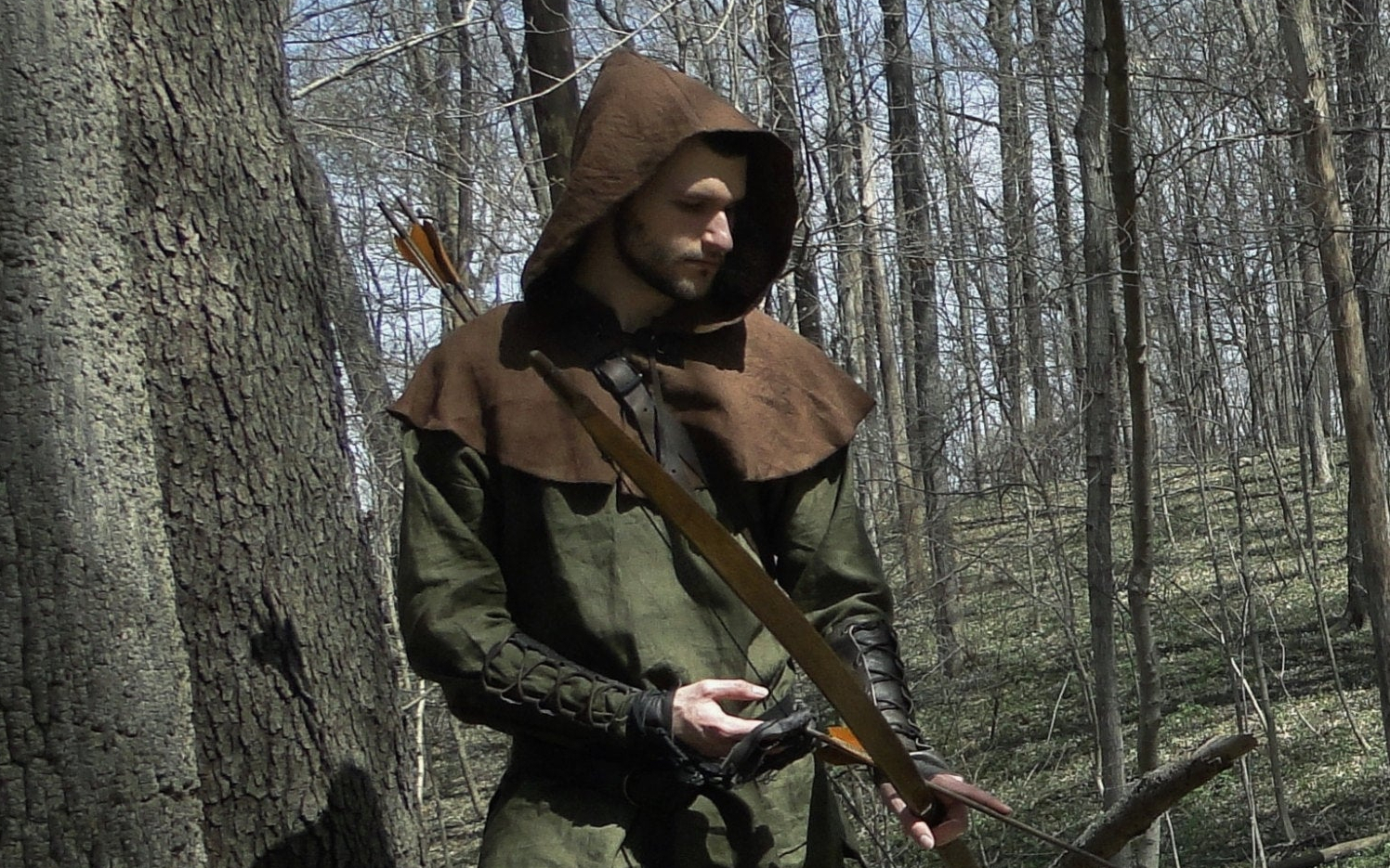 【中世纪手工】老罗宾汉教您做一顶史实的中世纪兜帽