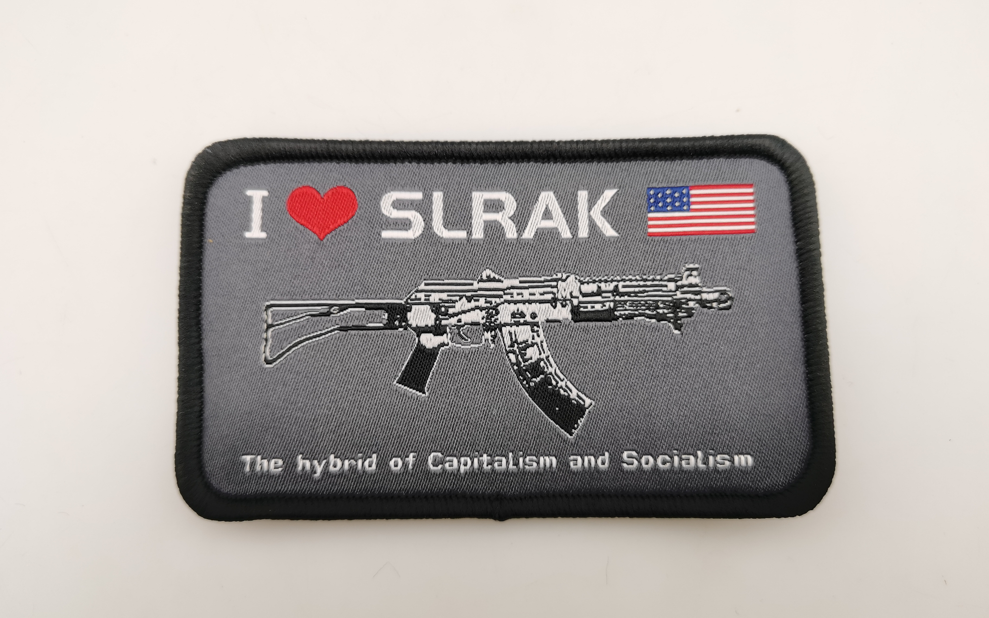 slrak纪念品魔术贴来了,维克托slrak纪念品在夜狼家卷土重来.