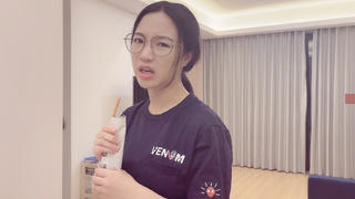 乱认老婆的,我建议你去看看医生