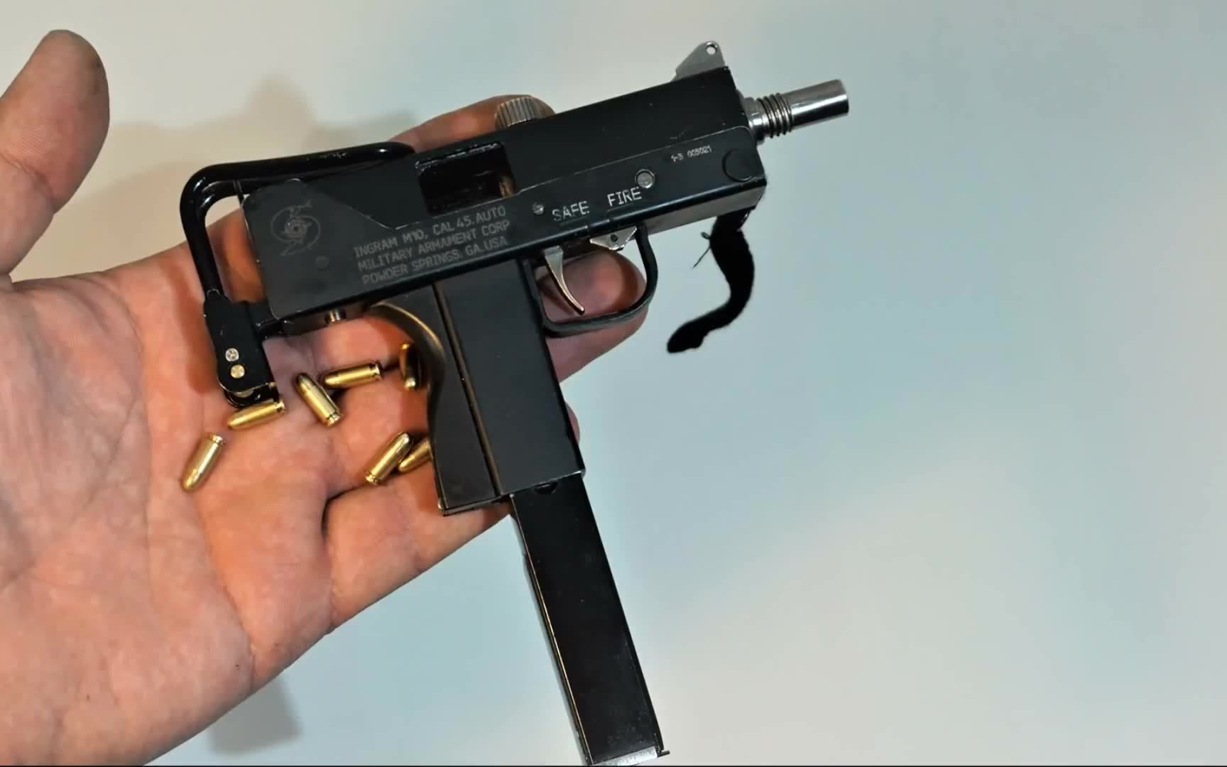 【未成年武器】英格拉姆mac-10