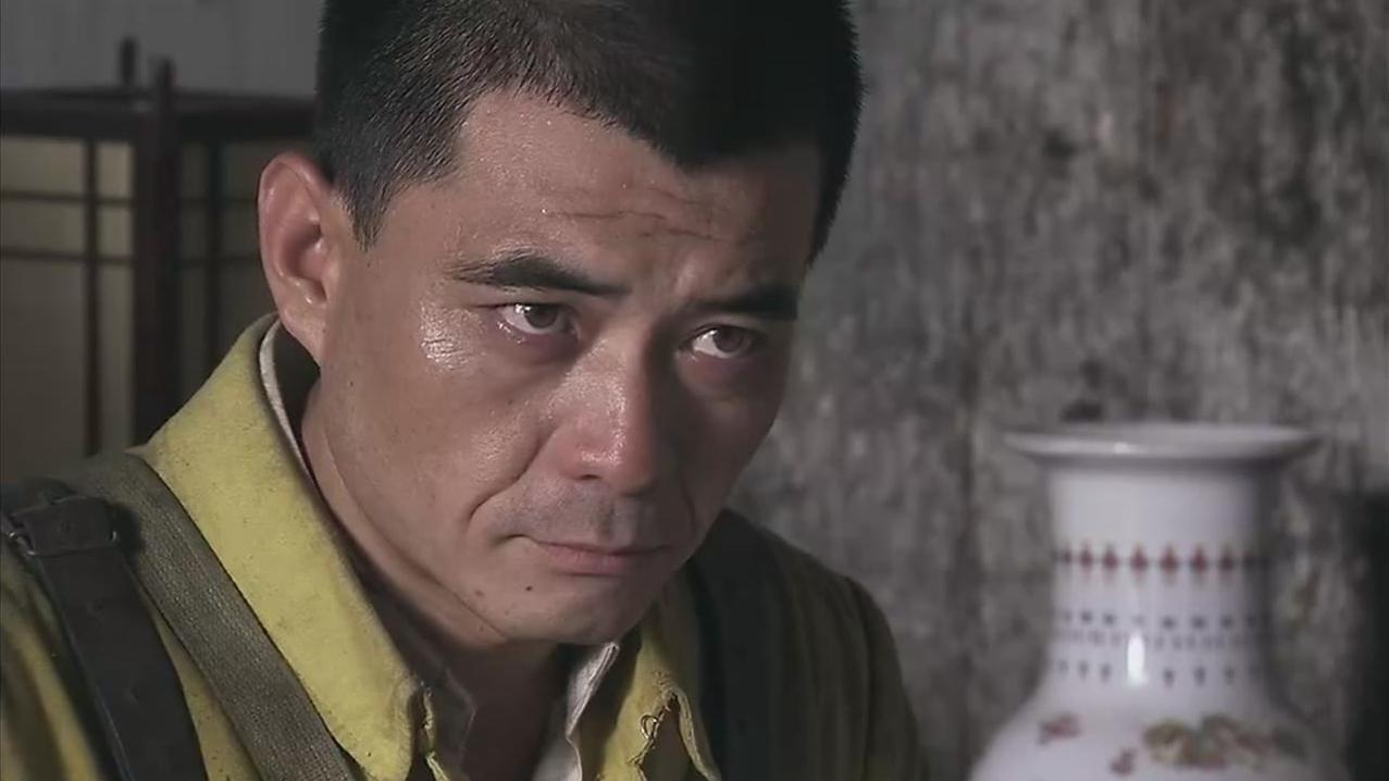 绝密1950: 陆超听从陈荃建议, 决定带队撤离, 没有发现的定时炸弹