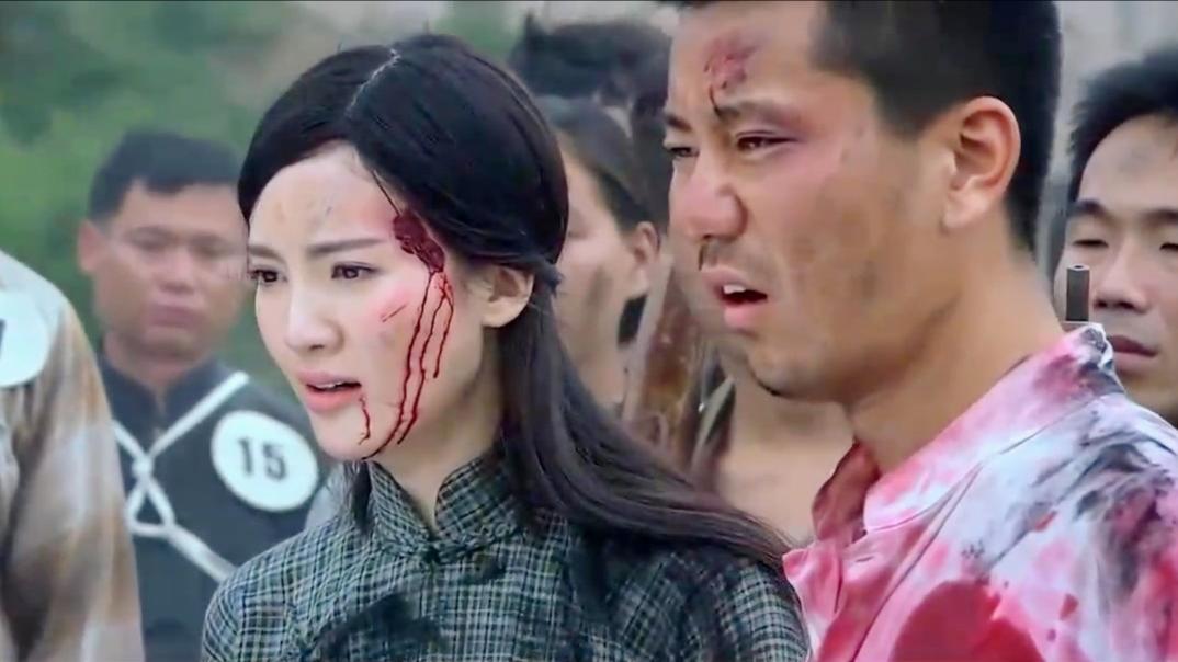 雪鹰: 女鬼子不自量力, 挑战中国女高手, 结果被女高手打残了